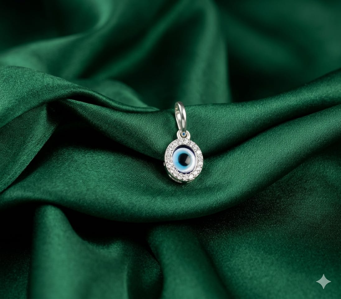 STYLISH SILVER PENDANT