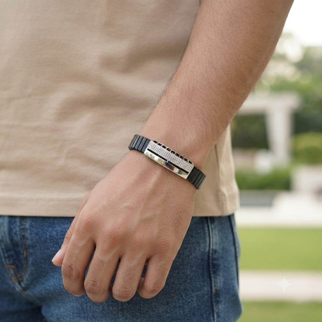 Product image [whatsapp-image-2026-08-11-at-101412-am-1.jpeg] [erp-media:doi-2157-faf7f28eaf706fd3]