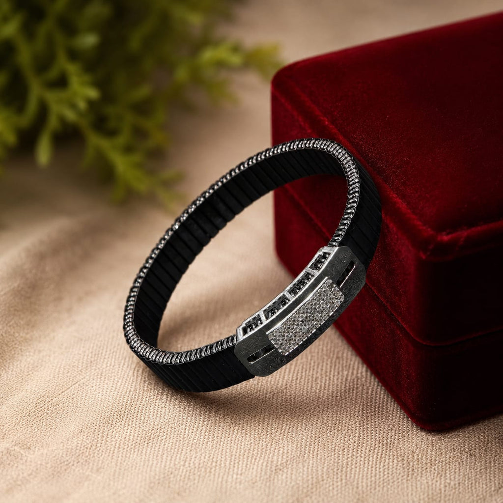 Product image [whatsapp-image-2026-08-11-at-20132-pm.jpeg] [erp-media:doi-2161-61388ee0fcca41a2]