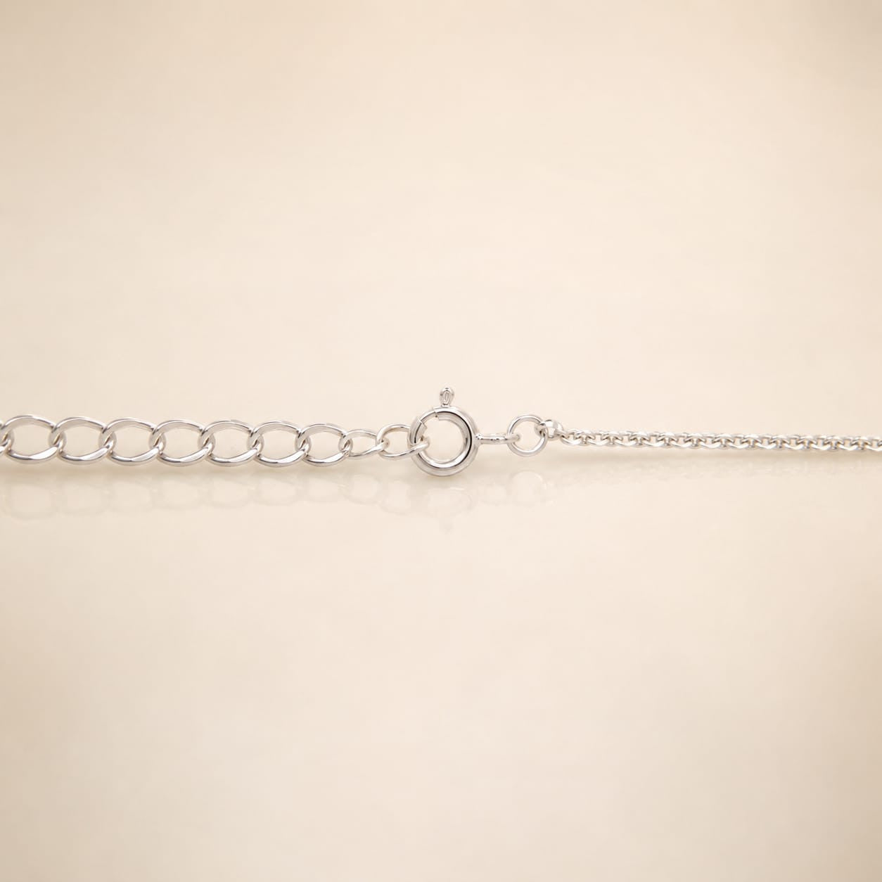 Product image [whatsapp-image-2026-08-22-at-54135-pm.jpeg] [erp-media:doi-3896-490589f65c055450]